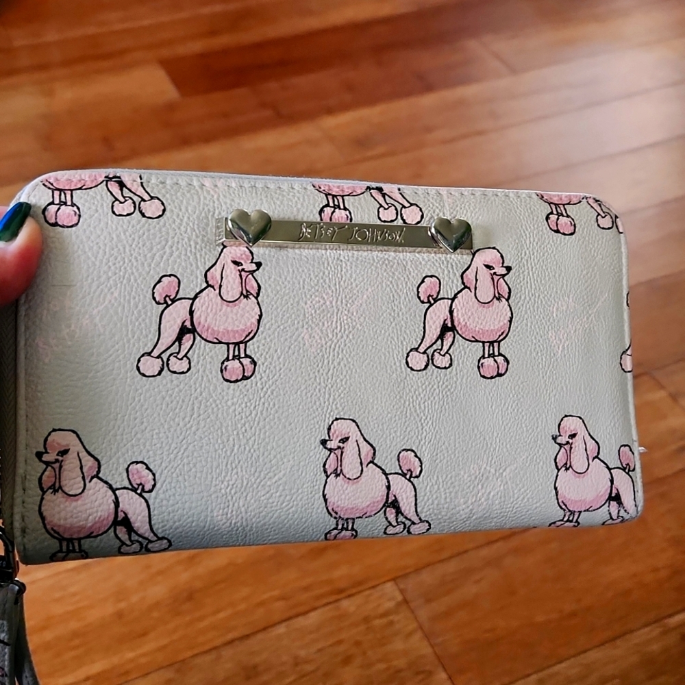 Wristlet